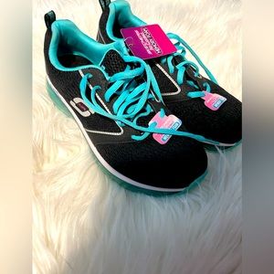Skechers memory foam 7.5 new with tags